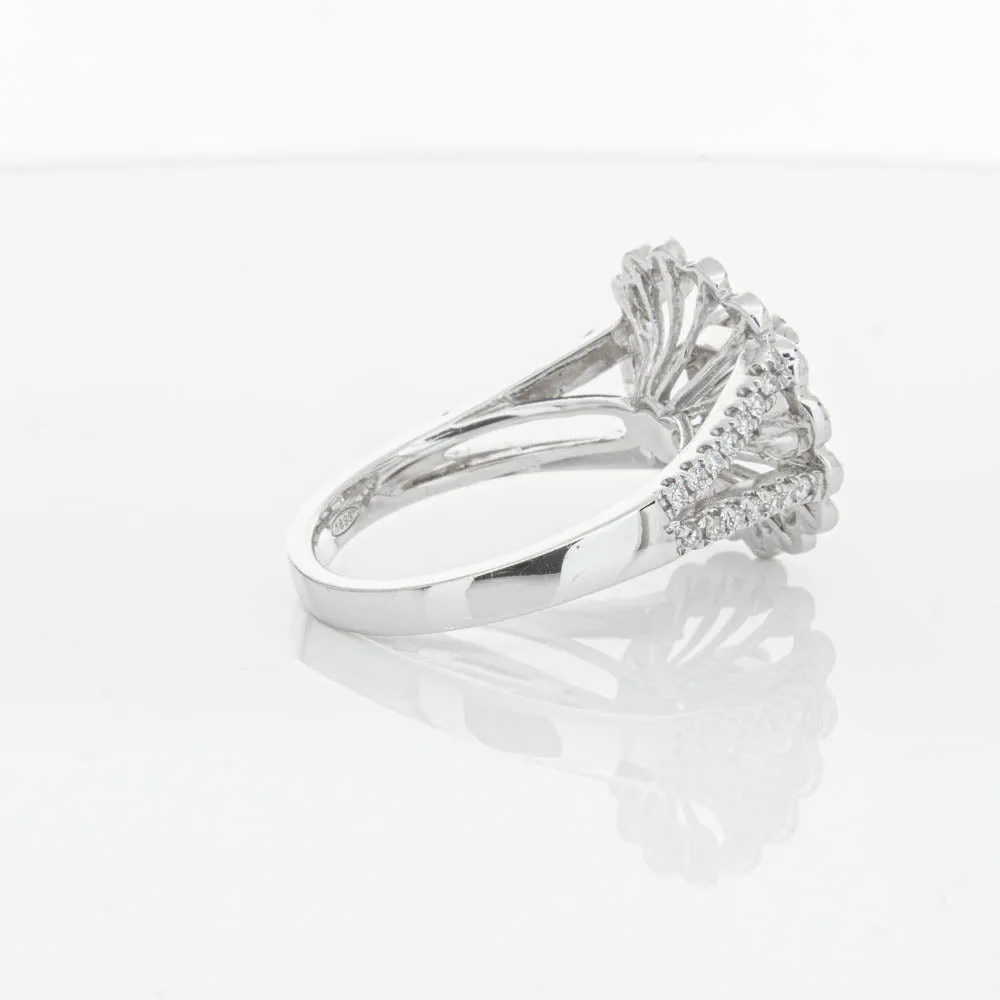 18ct White Gold Cushion Cut Diamond Ring