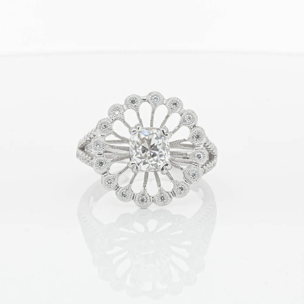 18ct White Gold Cushion Cut Diamond Ring