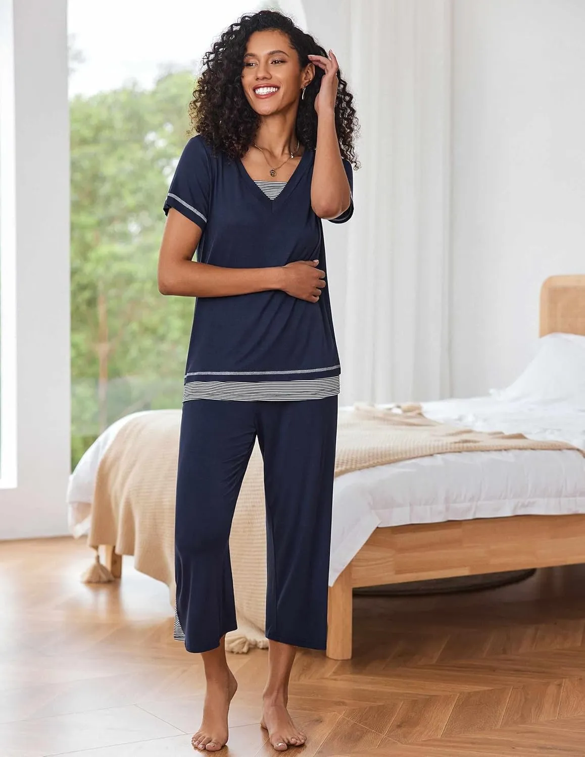 Ekouaer Capri Pajama Sets for Women Short Sleeve Tops Sleepwear Sleep Sets Pjs Sets Soft Two Piece Loungewear Sets