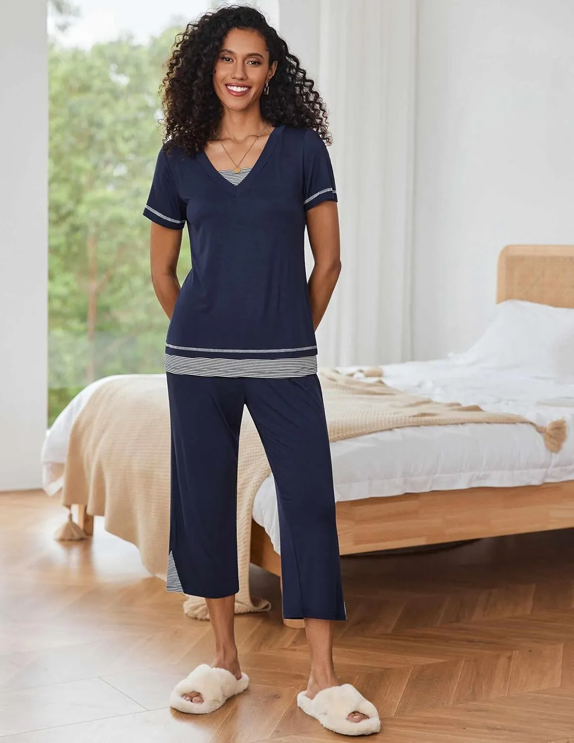 Ekouaer Capri Pajama Sets for Women Short Sleeve Tops Sleepwear Sleep Sets Pjs Sets Soft Two Piece Loungewear Sets