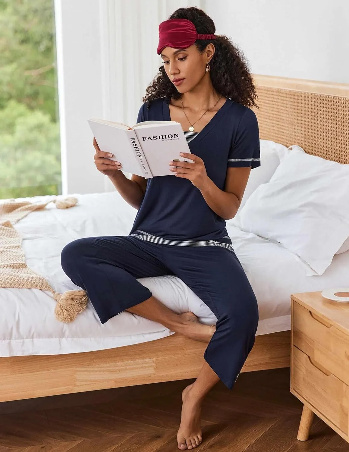 Ekouaer Capri Pajama Sets for Women Short Sleeve Tops Sleepwear Sleep Sets Pjs Sets Soft Two Piece Loungewear Sets