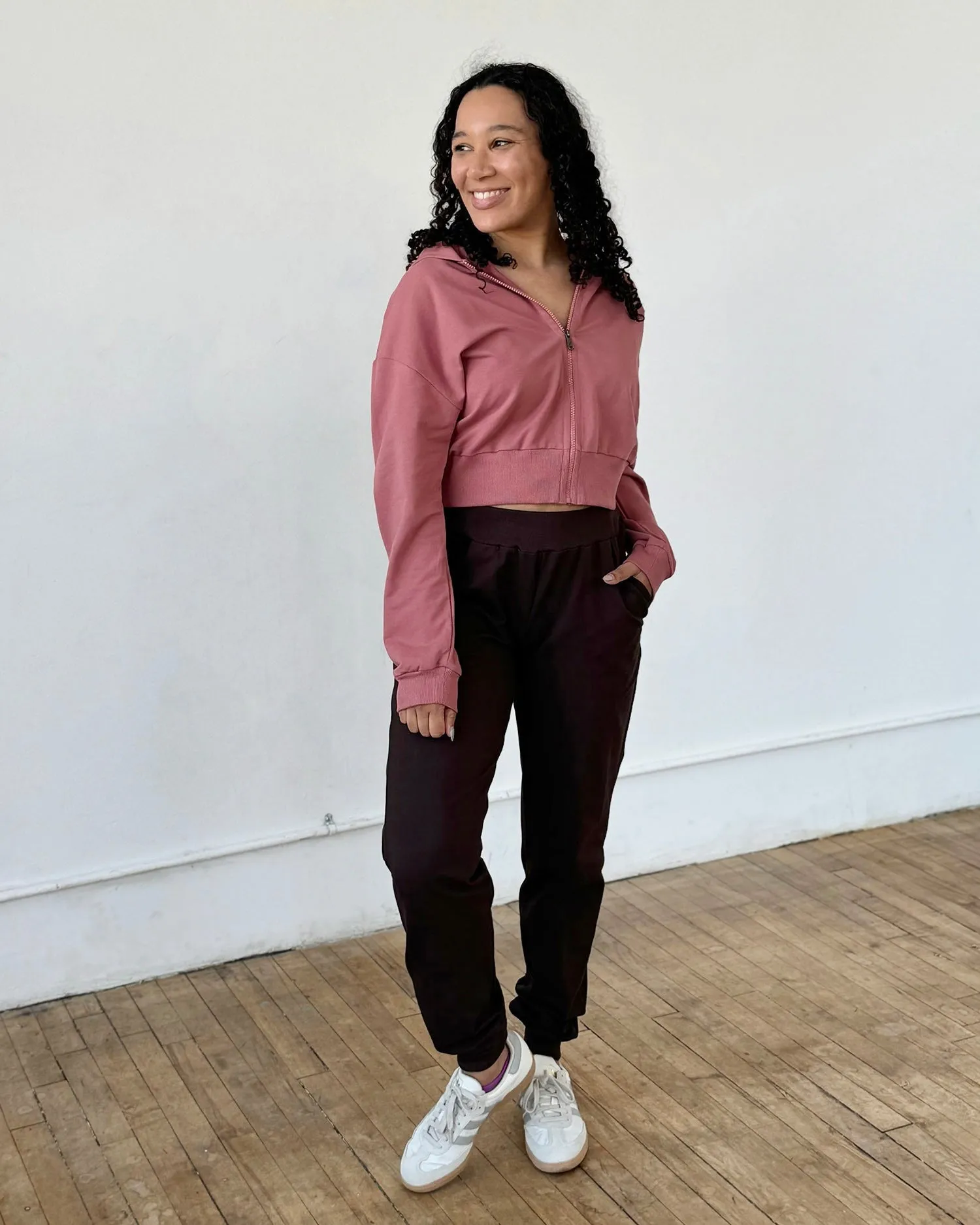 GRETA joggers in Chocolate Torte