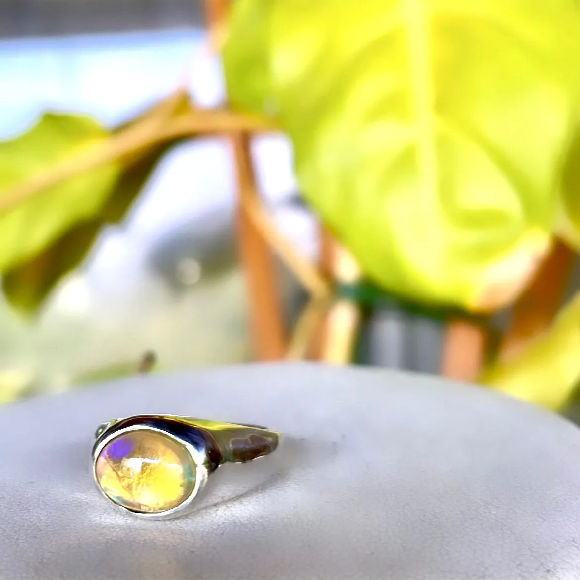 Opal oval top ring