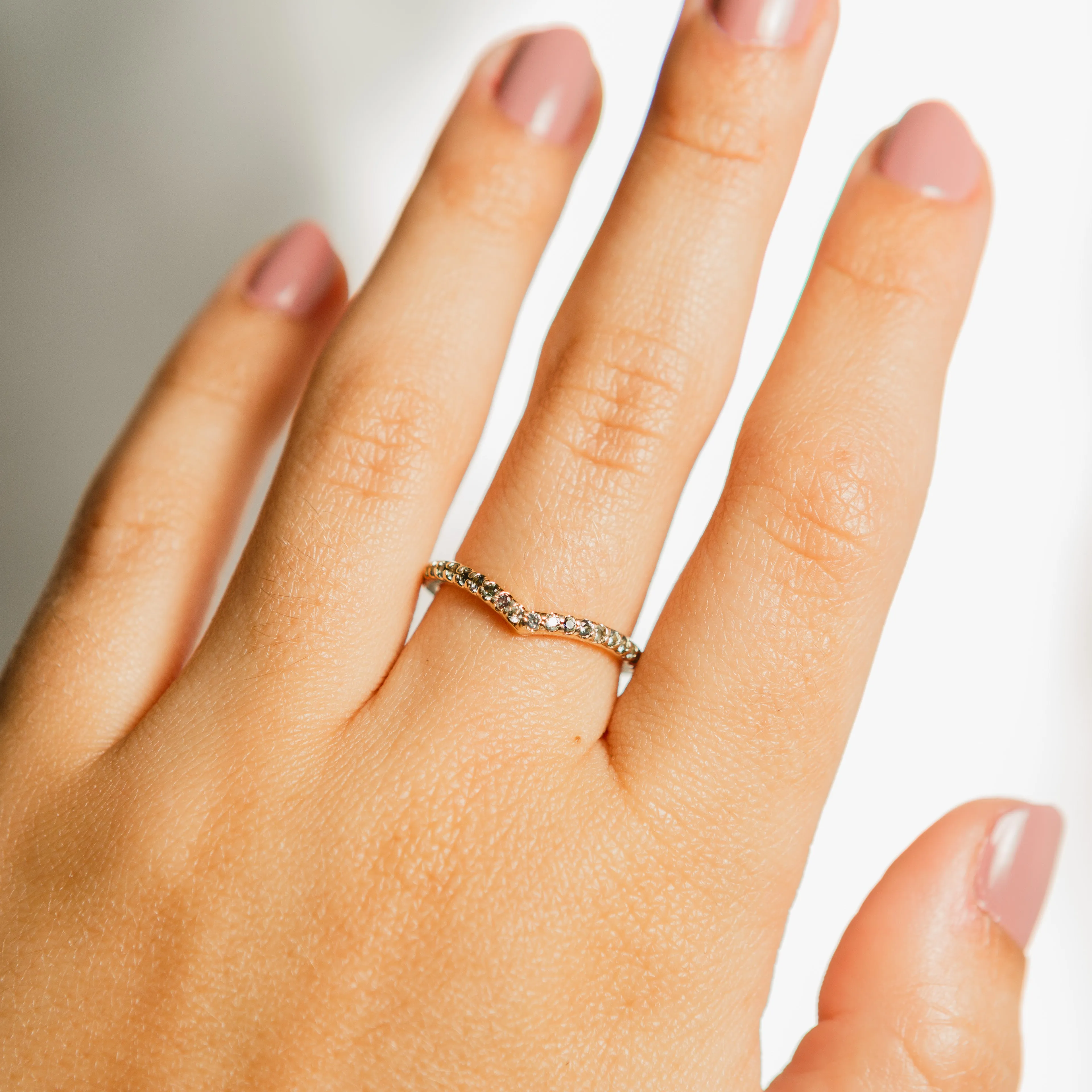 Pavé Chevron Band