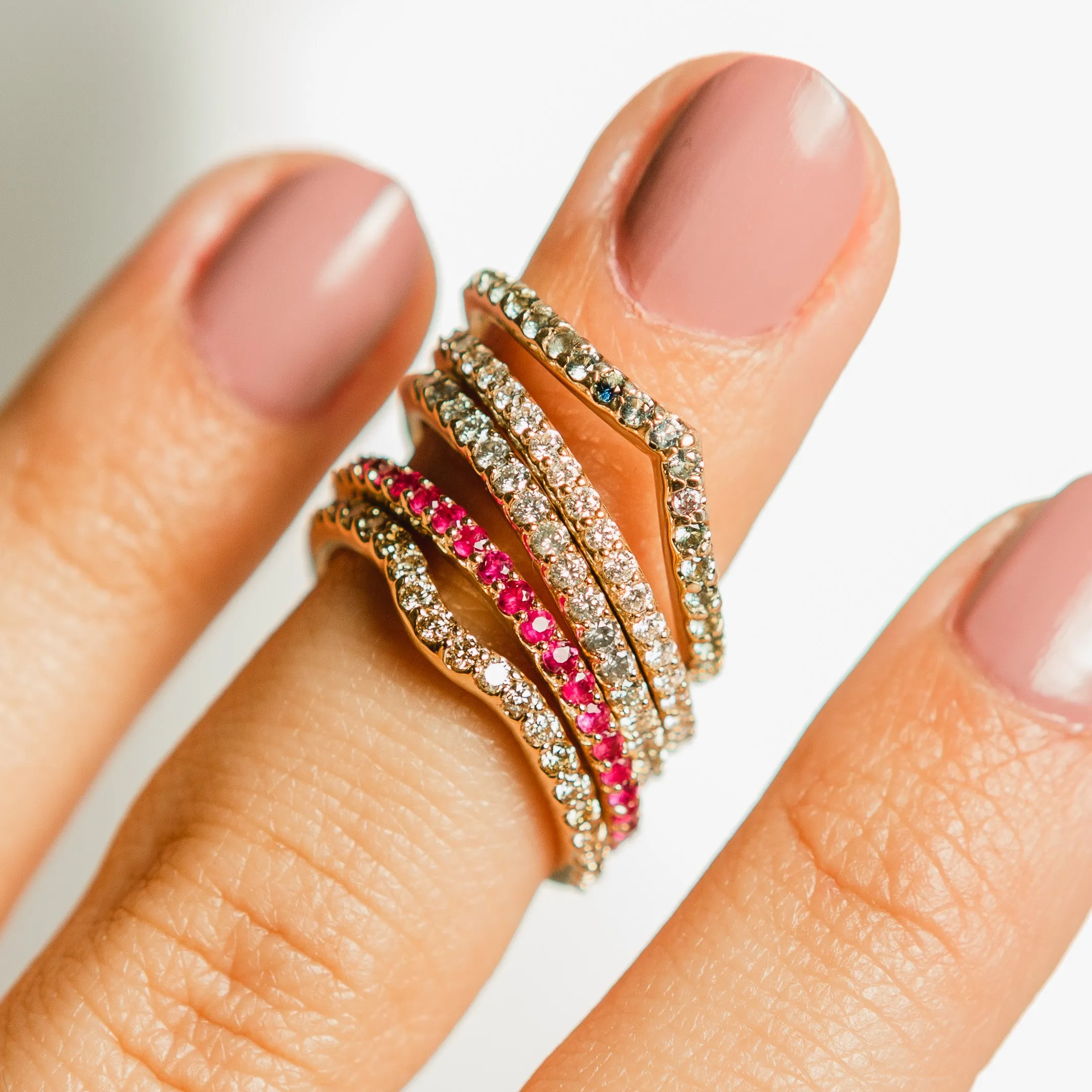 Pavé Chevron Band
