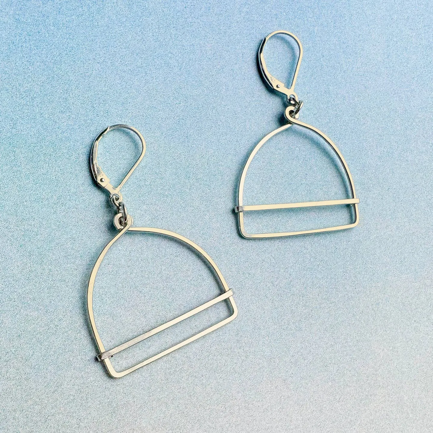 porta earrings