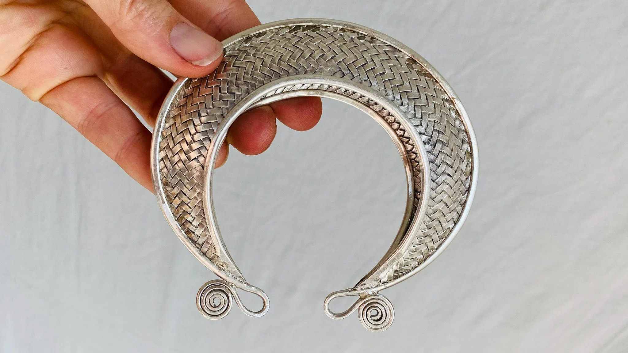 Sterling Silver Woven Bangle. Chunky. Gorgeous 0385