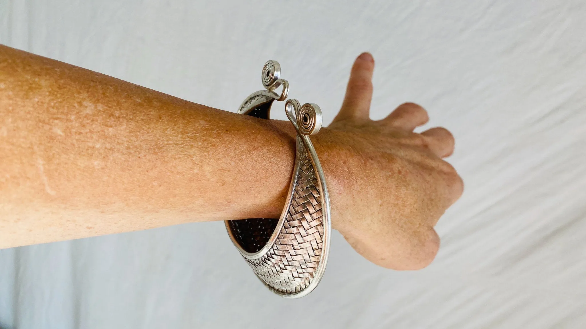 Sterling Silver Woven Bangle. Chunky. Gorgeous 0385
