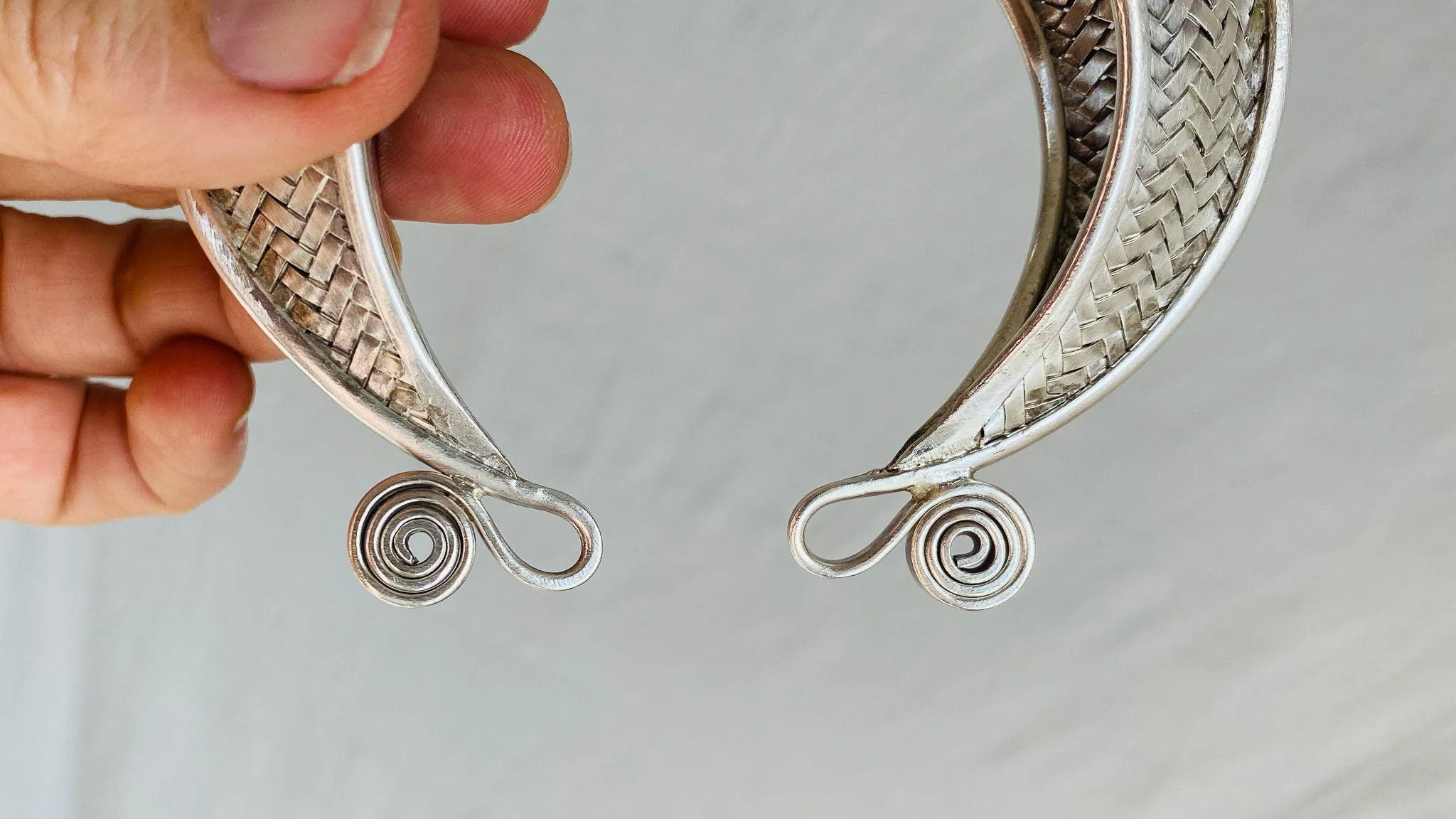 Sterling Silver Woven Bangle. Chunky. Gorgeous 0385