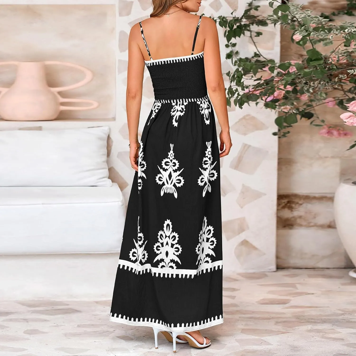 Sundresses for Women 2025 Summer Floral Sundress Spaghetti Strap Flowy Beach Vacation Boho Maxi Dresses with Pocket