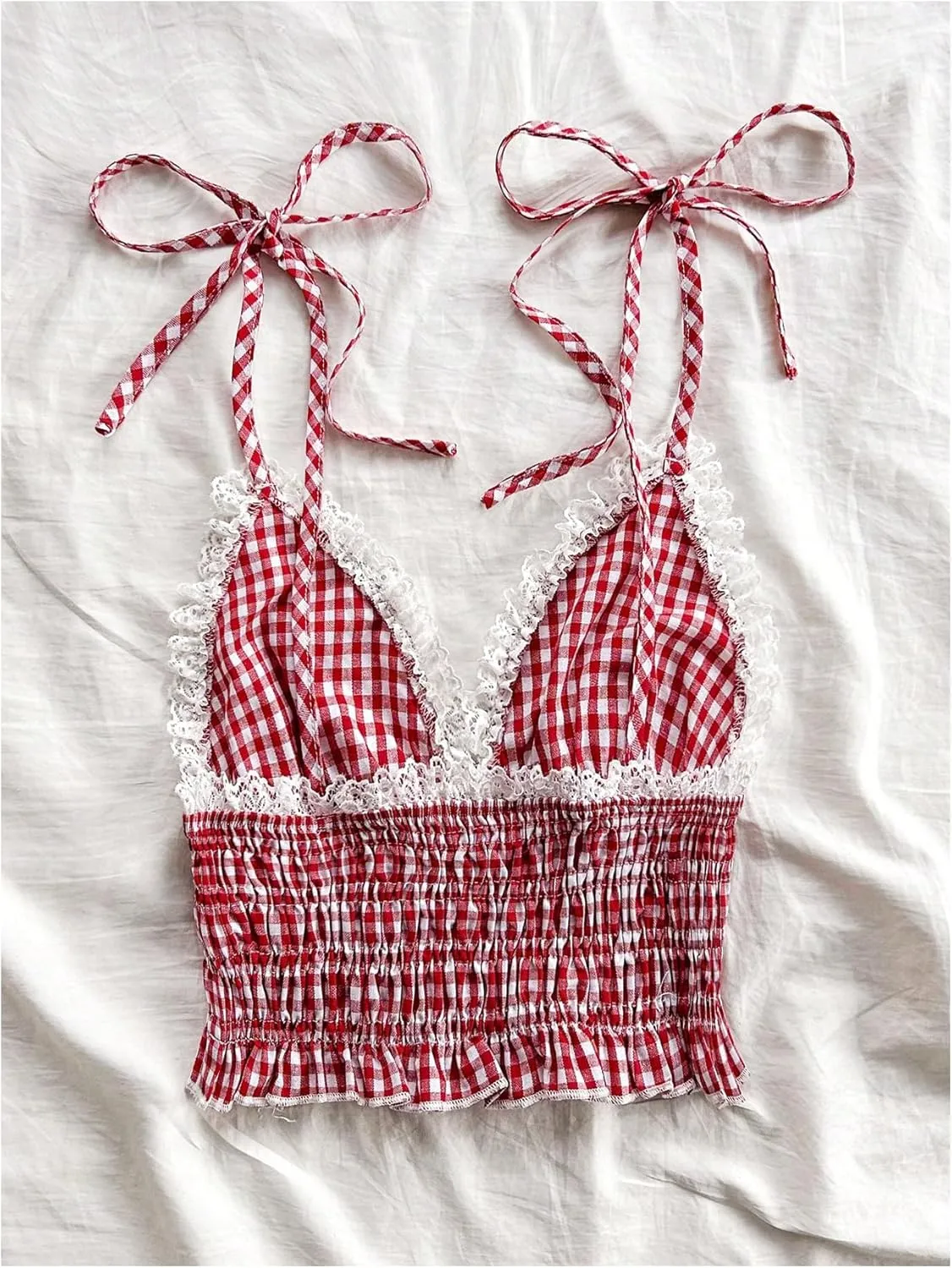 WDIRARA Women's Gingham Cami Crop Tops Plaid Contrast Lace V Neck Camisole Tops