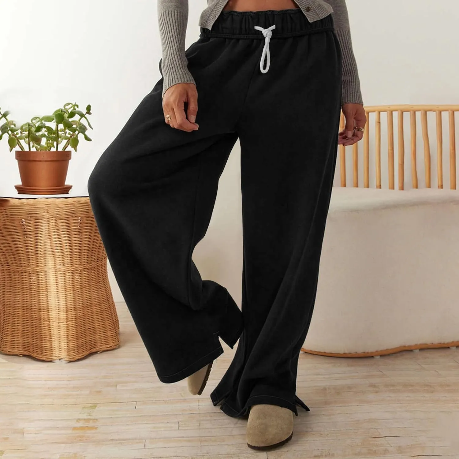 Wide Leg Sweatpants for Women Drawstring High Waisted Lounge Trousers Elastic Waist Baggy Casual Pants with Pockets